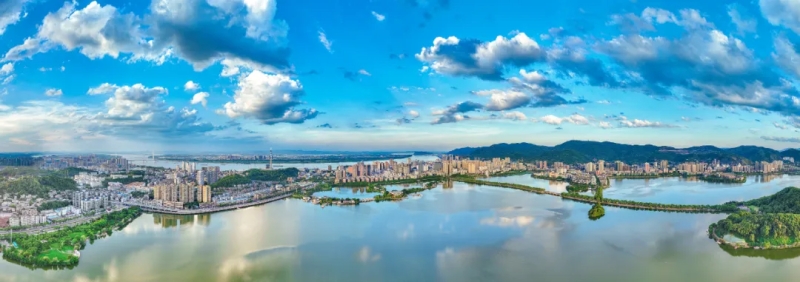 黄石磁湖风景区.何戈摄