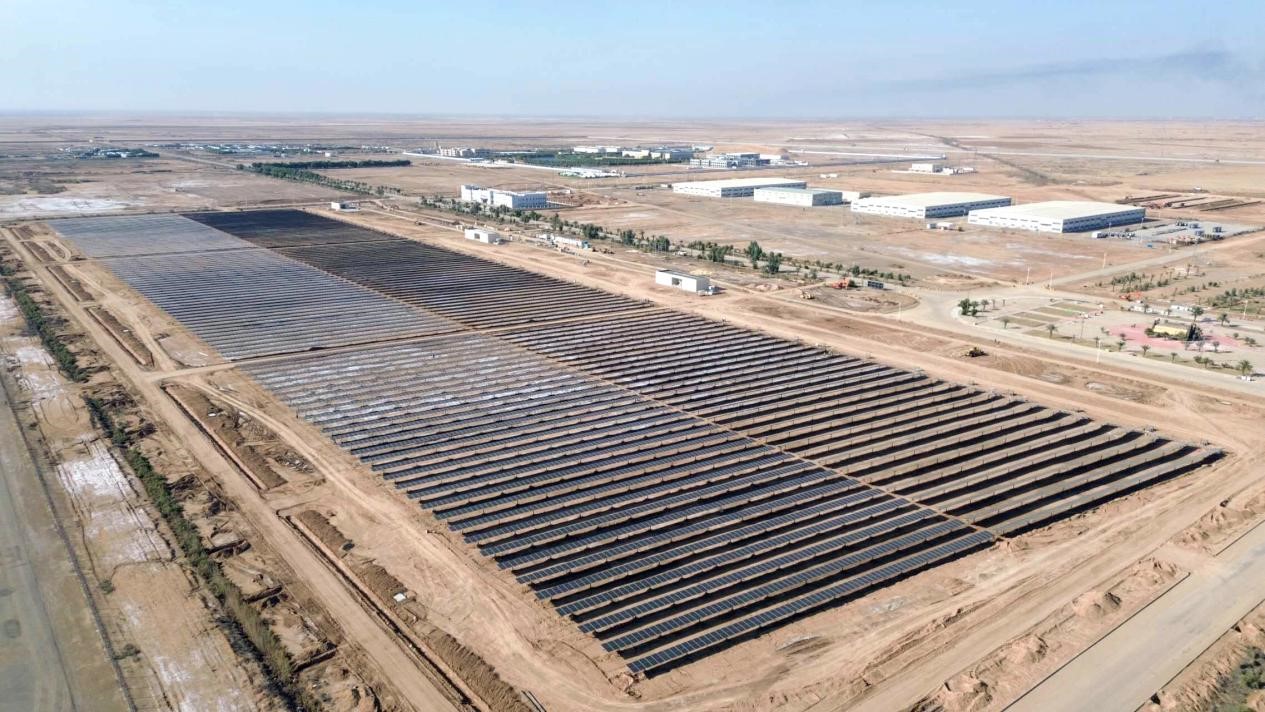 米桑油田光伏项目。中海石油伊拉克有限公司供图
