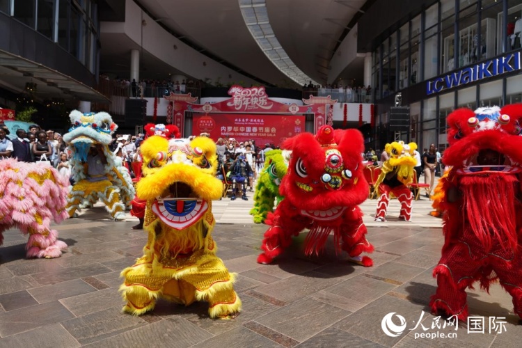 庙会现场。人民网记者 黄炜鑫摄